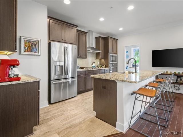 5435 Libbie Mill West Blvd, Henrico, VA 23230