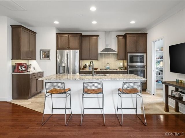 5435 Libbie Mill West Blvd, Henrico, VA 23230