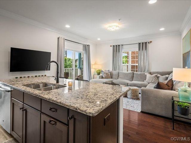 5435 Libbie Mill West Blvd, Henrico, VA 23230