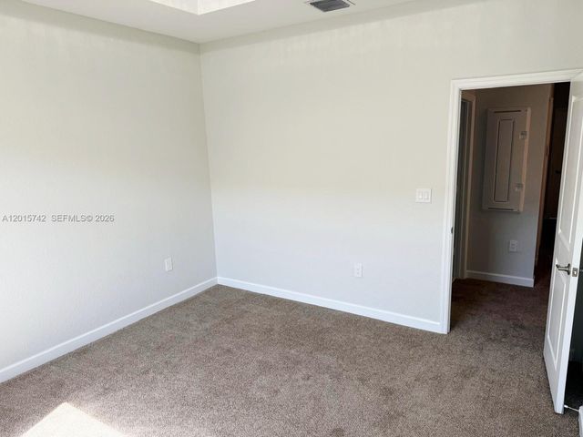 1884 SE 27th Rd 1884, Homestead, FL 33035
