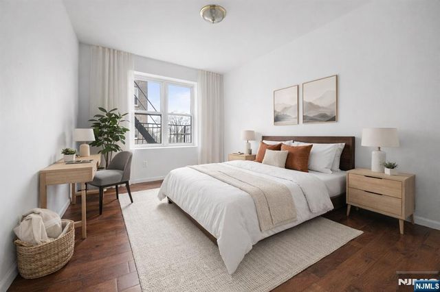 133 Maple Avenue 302, East Orange, NJ 07017