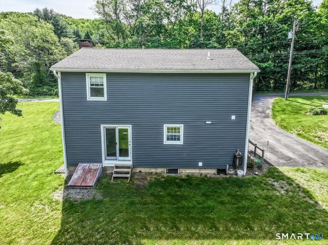 19 Botsford Hill Road, Newtown, CT 06470