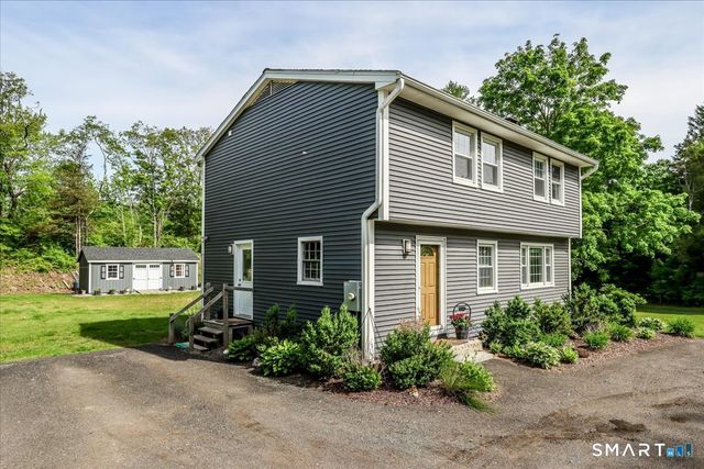 19 Botsford Hill Road, Newtown, CT 06470