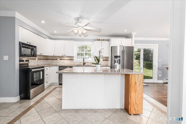 19 Botsford Hill Road, Newtown, CT 06470