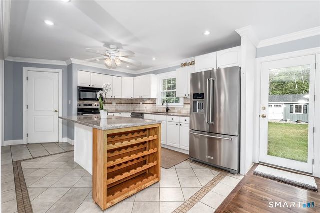 19 Botsford Hill Road, Newtown, CT 06470
