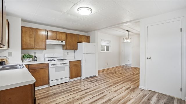 753 6th St, Oakmont, PA 15139