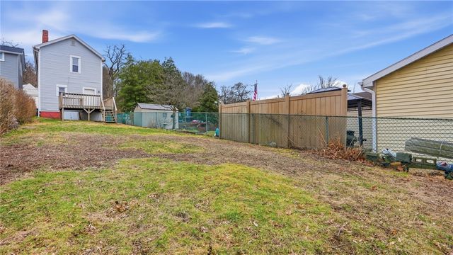 753 6th St, Oakmont, PA 15139