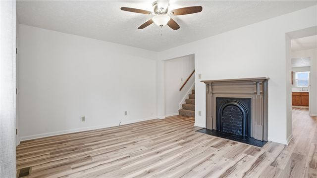 753 6th St, Oakmont, PA 15139