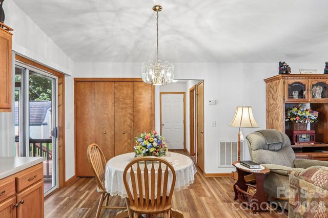 117 Pinellas Lane, Waynesville, NC 28785