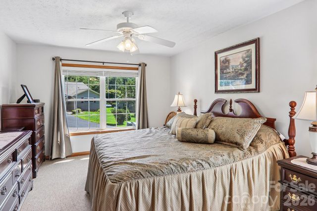 117 Pinellas Lane, Waynesville, NC 28785