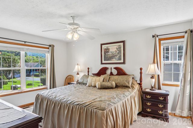 117 Pinellas Lane, Waynesville, NC 28785