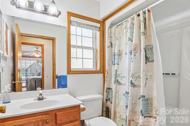 117 Pinellas Lane, Waynesville, NC 28785