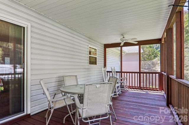 117 Pinellas Lane, Waynesville, NC 28785