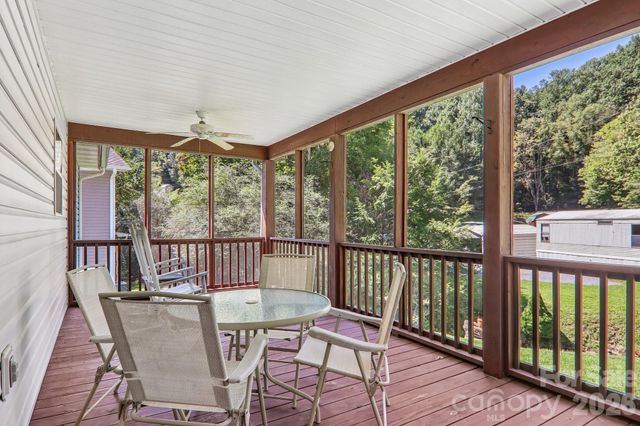 117 Pinellas Lane, Waynesville, NC 28785