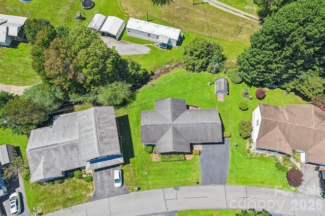 117 Pinellas Lane, Waynesville, NC 28785