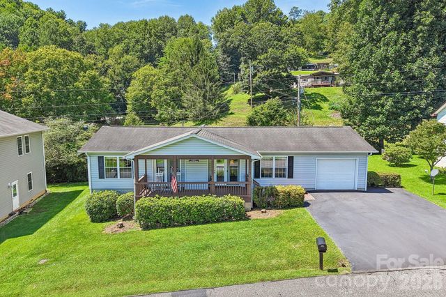 117 Pinellas Lane, Waynesville, NC 28785