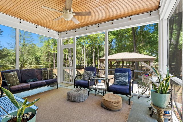 236 Clubhouse Drive SW, Supply, NC 28462