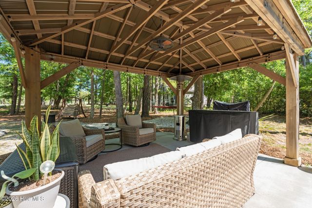 236 Clubhouse Drive SW, Supply, NC 28462