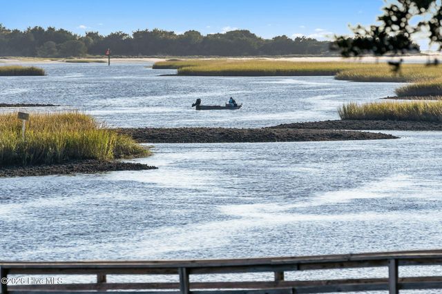 236 Clubhouse Drive SW, Supply, NC 28462