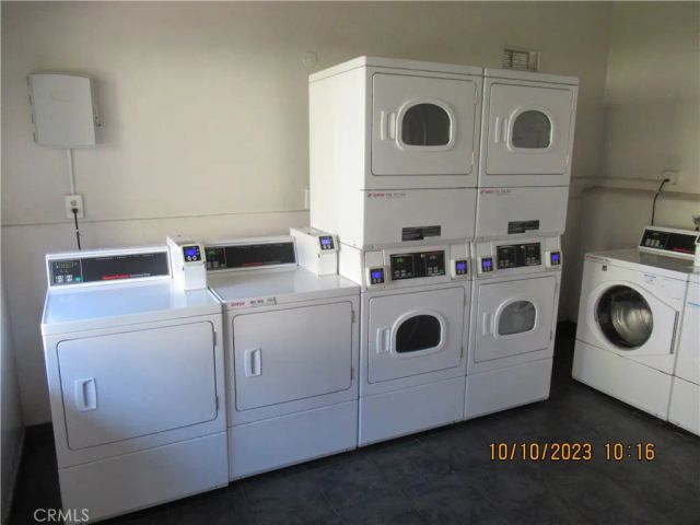 1030 W Macarthur Boulevard 154, Santa Ana, CA 92707