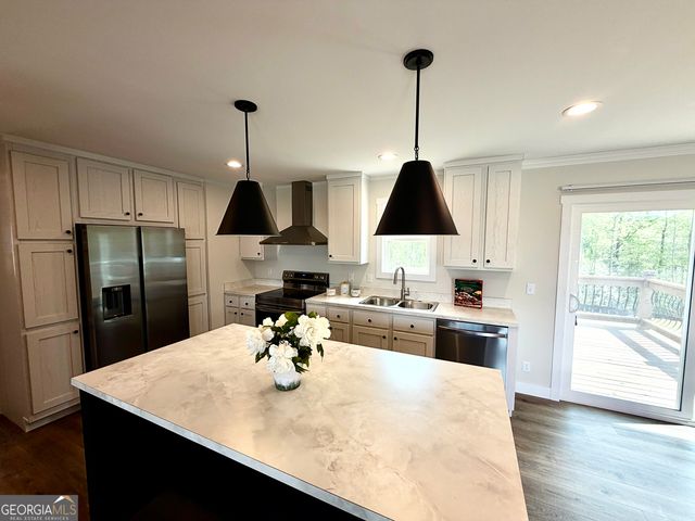 2852 Hollywood Church RD, Clarkesville, GA 30523