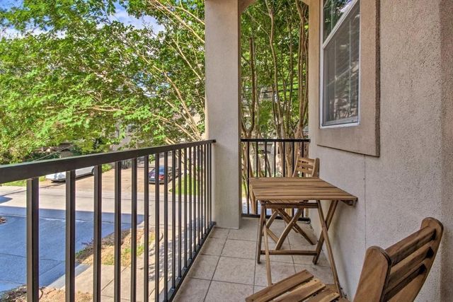 207 Knox Street, Houston, TX 77007