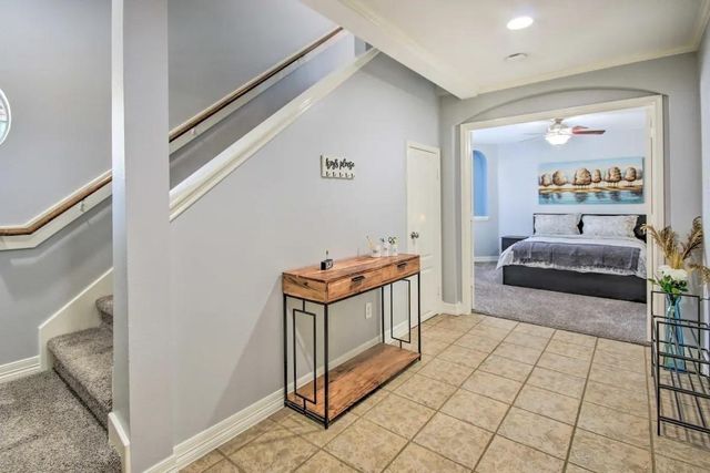 207 Knox Street, Houston, TX 77007