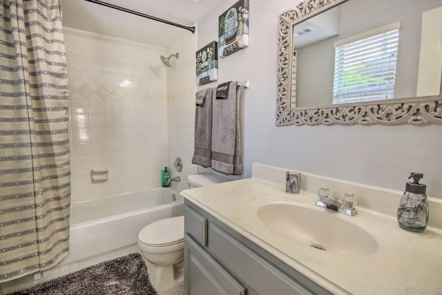 207 Knox Street, Houston, TX 77007