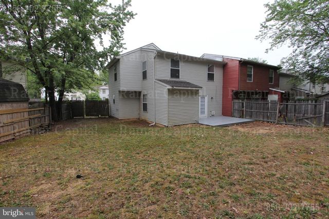 207 HAMPSHIRE RD, Sicklerville, NJ 08081