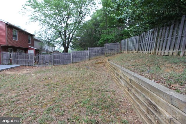 207 HAMPSHIRE RD, Sicklerville, NJ 08081