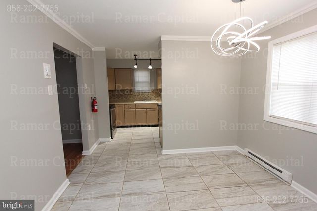 207 HAMPSHIRE RD, Sicklerville, NJ 08081