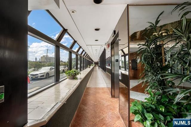 1150 River Road 4F, Edgewater, NJ 07020