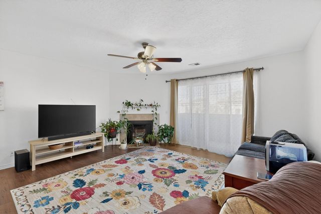 3859 Montgomery Boulevard NE APT 1322, Albuquerque, NM 87109
