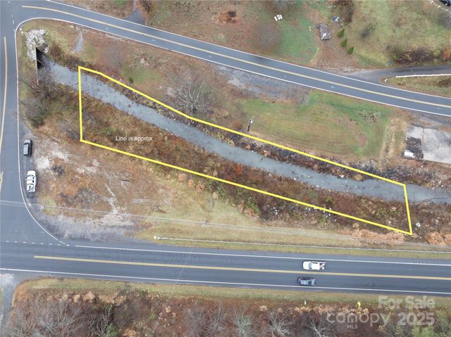 532 Pitman Road, Bakersville, NC 28705