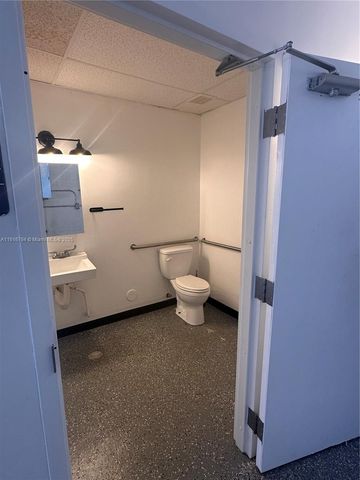 20200 NW 2nd Ave C2, Miami Gardens, FL 33169