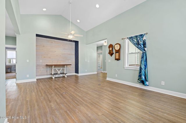 4785 Yellowood Drive, Shallotte, NC 28470