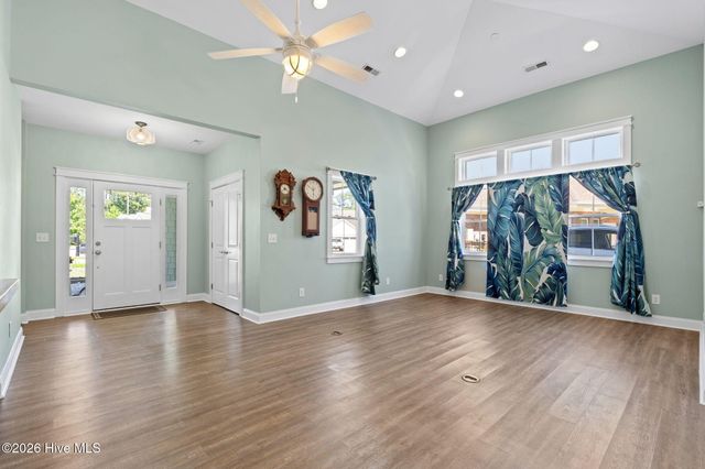 4785 Yellowood Drive, Shallotte, NC 28470
