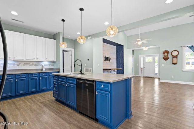 4785 Yellowood Drive, Shallotte, NC 28470