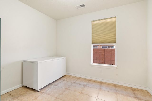 7101 Fairbanks Drive NE, Rio Rancho, NM 87144