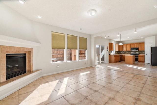 7101 Fairbanks Drive NE, Rio Rancho, NM 87144