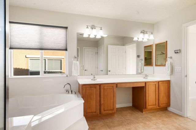 7101 Fairbanks Drive NE, Rio Rancho, NM 87144