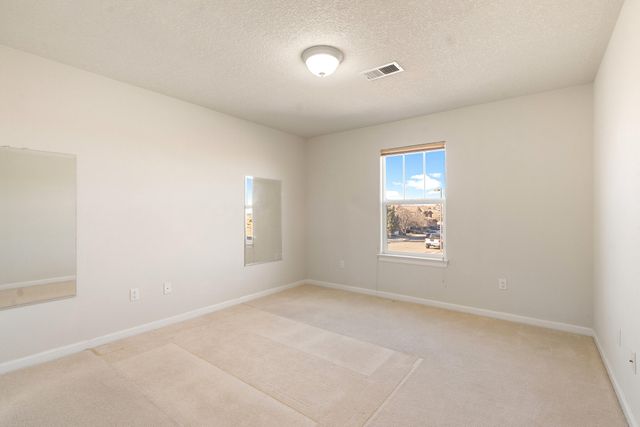 7101 Fairbanks Drive NE, Rio Rancho, NM 87144