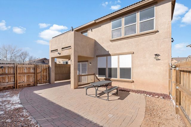7101 Fairbanks Drive NE, Rio Rancho, NM 87144