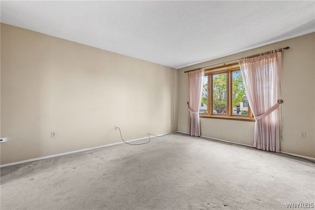 181 Le Havre Drive, Cheektowaga, NY 14227