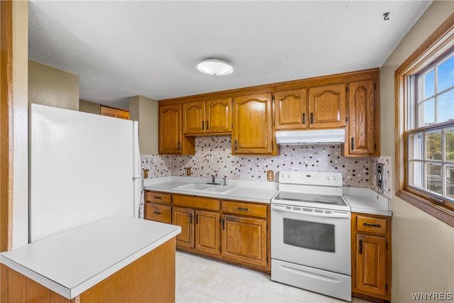 181 Le Havre Drive, Cheektowaga, NY 14227