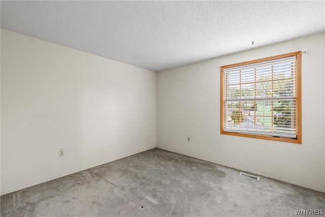 181 Le Havre Drive, Cheektowaga, NY 14227