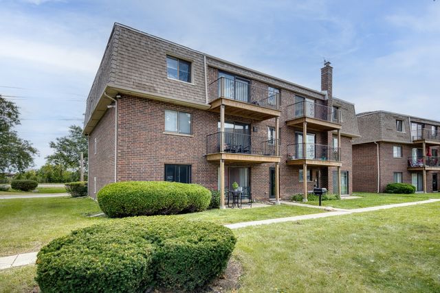 1472 Carol Court 3B, Palatine, IL 60074