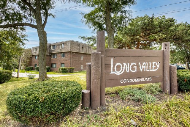 1472 Carol Court 3B, Palatine, IL 60074