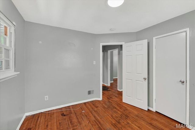 1225 Lakeview Avenue, St Louis, MO 63138