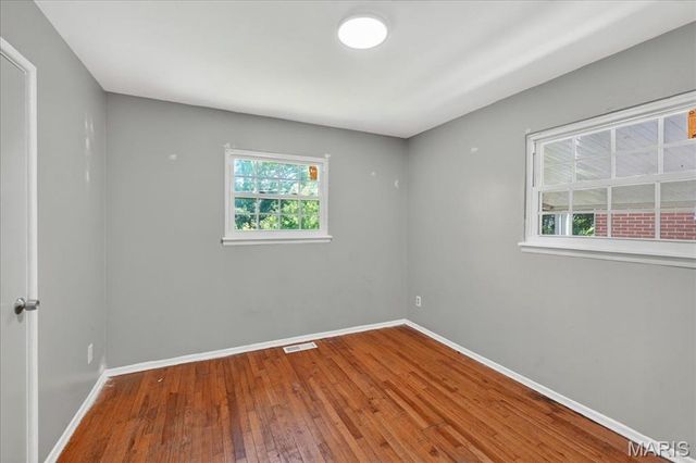 1225 Lakeview Avenue, St Louis, MO 63138